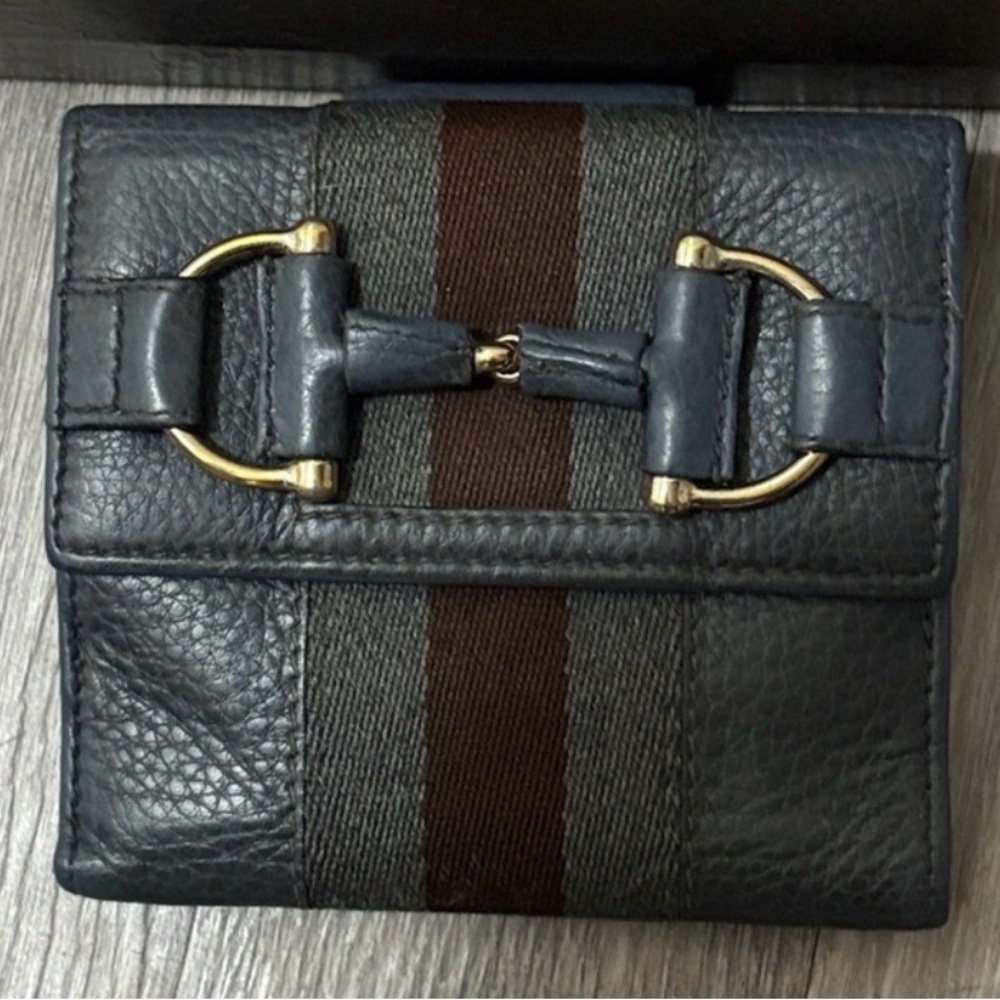 Gucci Gray Horsebit Wallet with Maroon Stripe-EUC (Looks new)